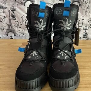 Palladium Pallashock Destiny Witch Dune black women’s 9.5 or men’s 8